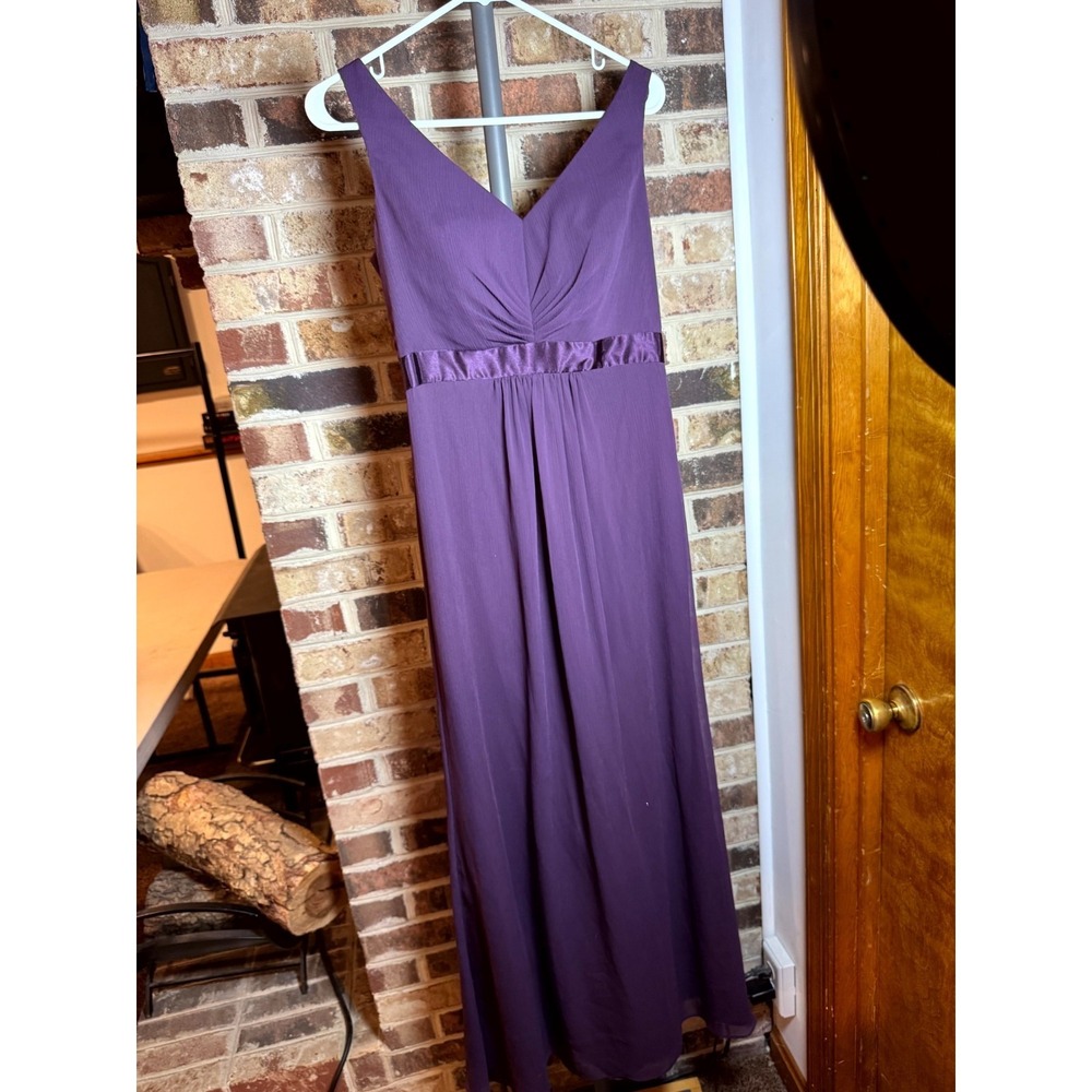 David's Bridal Bridesmaid Maxi Dress Womens 8 Purple Ruffle Back Sleeveless